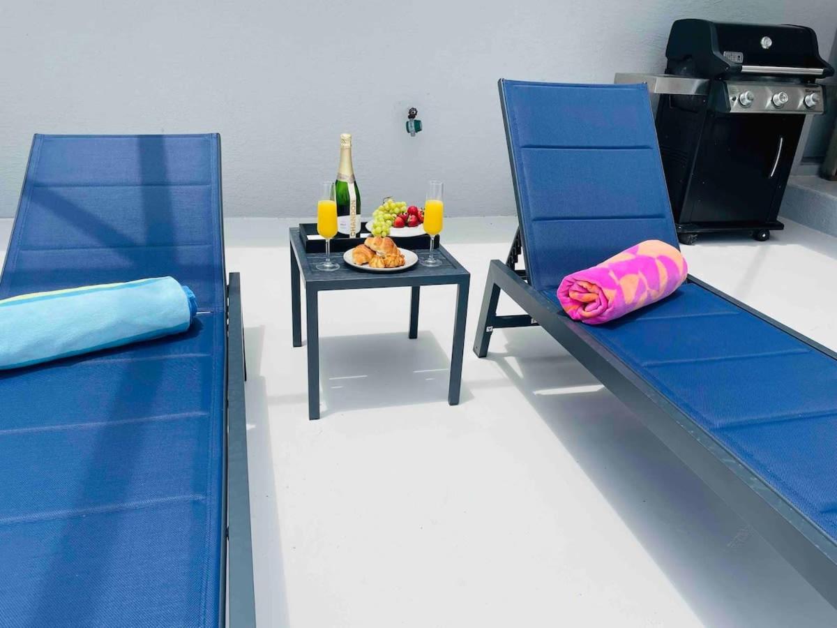 Endless Summer Retreat Jacuzzi 3Kingbed Airhockey Cape Coral Kültér fotó